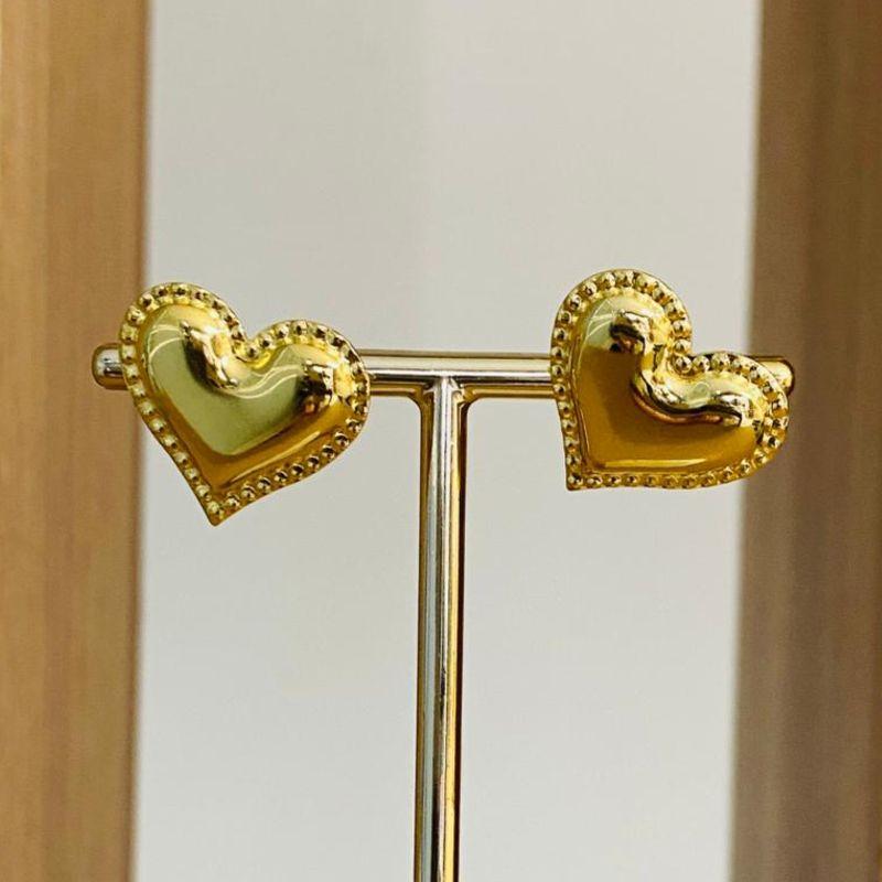 BRINCO CORAÇÃO COM BOLINHAS