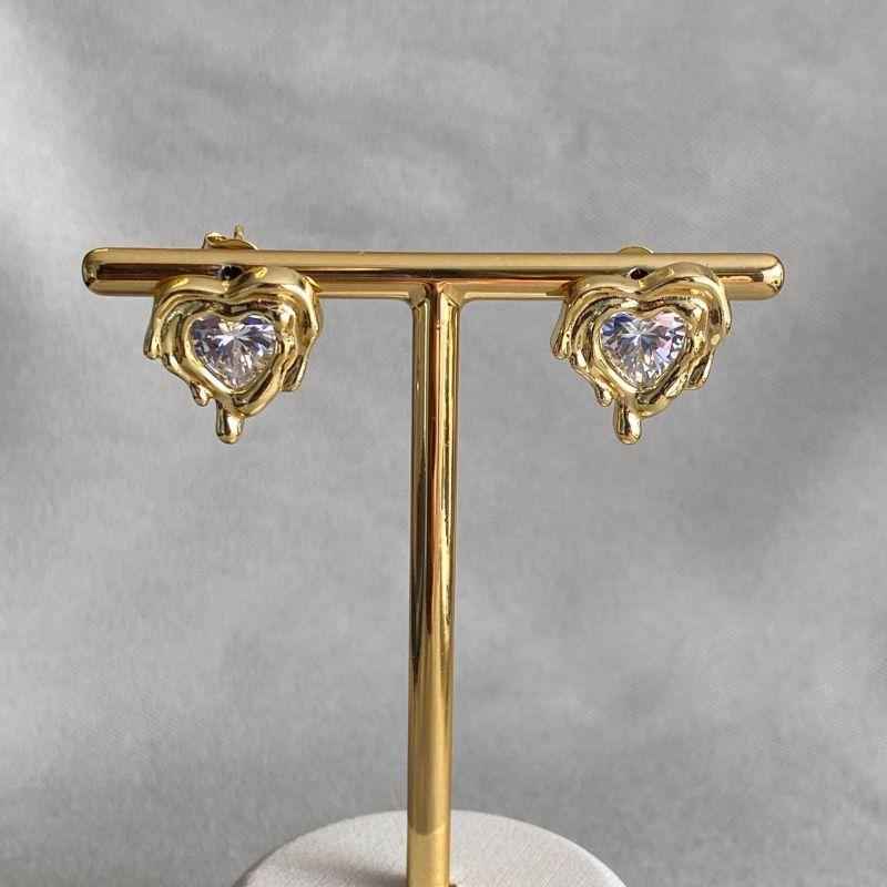 BRINCO CORAÇÃO COM ZIRCONIA MINIMALISTA