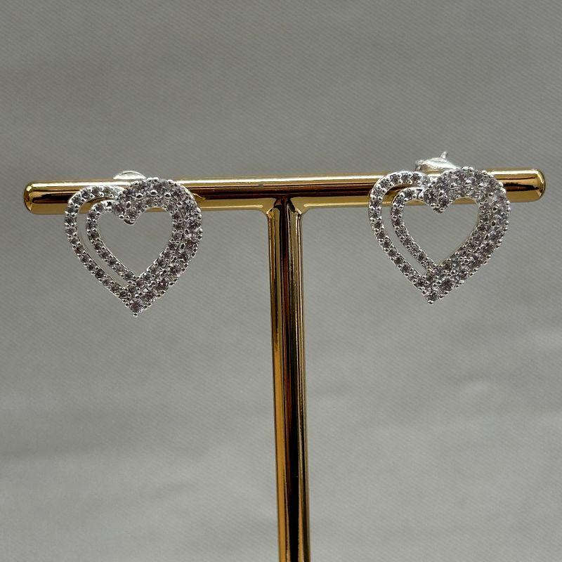 BRINCO CORAÇÃO CRAVEJADO