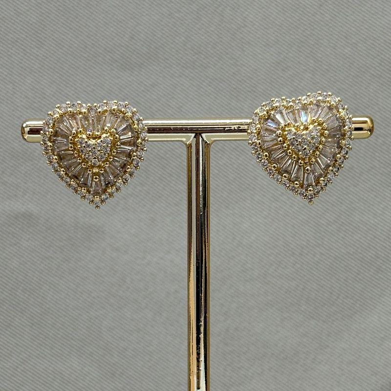 BRINCO CORAÇÃO LUXO CRAVEJADO