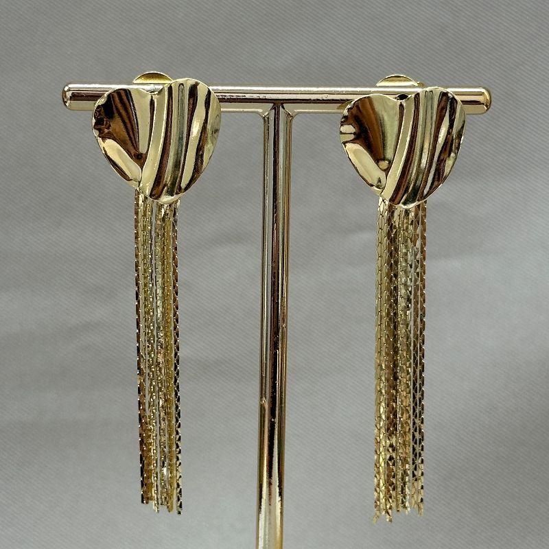 BRINCO CORAÇÃO ORGANICO 18MM FRANJA 40MM