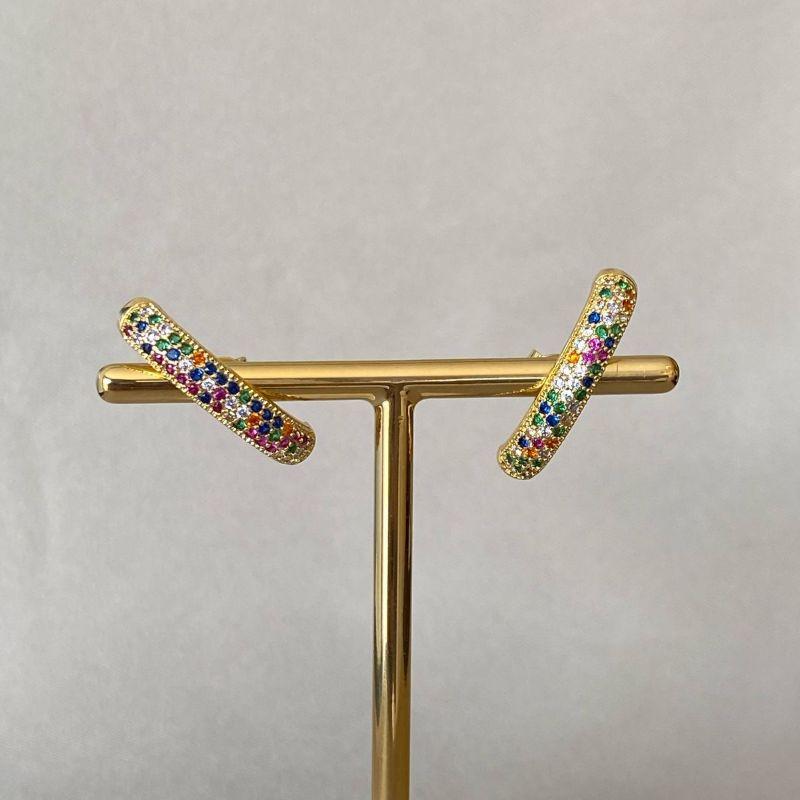 BRINCO CRAVEJADO COLORS