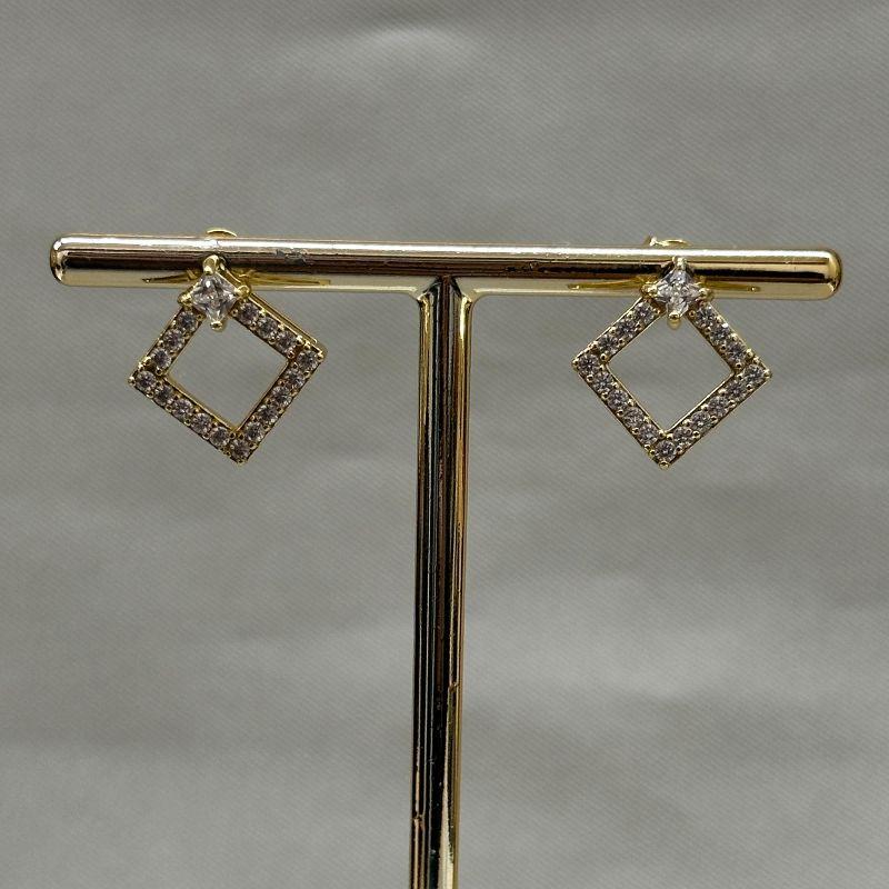 BRINCO CRAVEJADO COM ZIRCONIAS