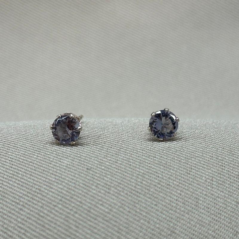 BRINCO DE ZIRCONIA REDONDO LAVANDA/5MM