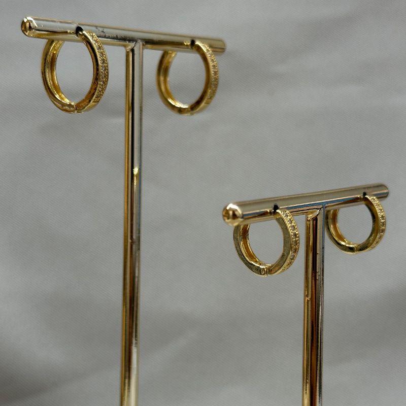 BRINCO DUPLA ARGOLA CRAVEJADA