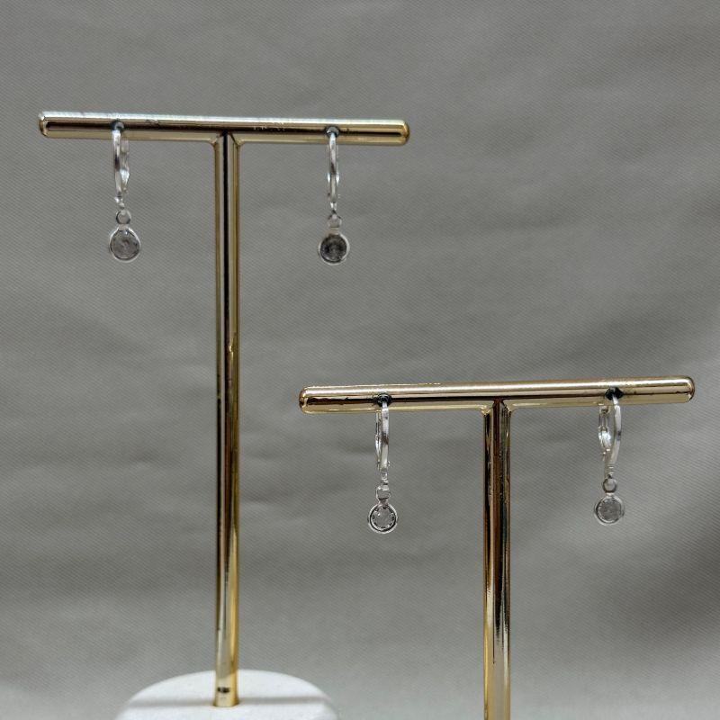 BRINCO DUPLA COM PONTO DE LUZ EM ZIRCONIA CRISTAL DE 4/6MM