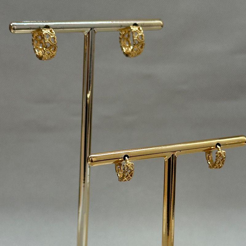 BRINCO DUPLA DE ARGOLINHAS CORAÇÕES VAZADAS