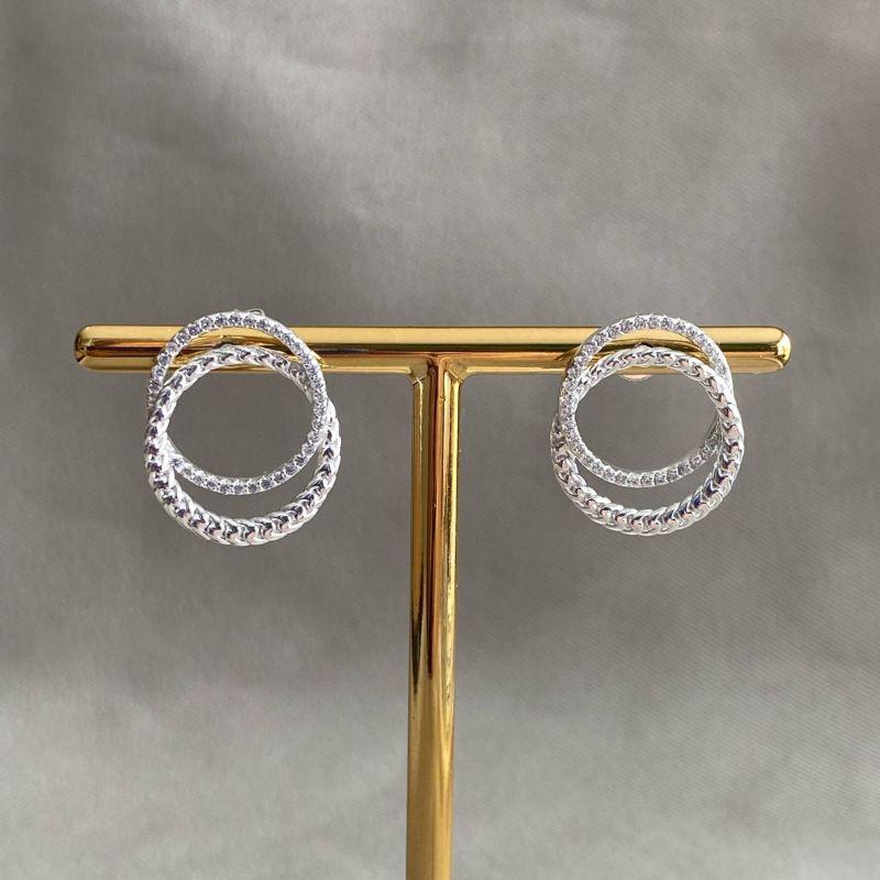 BRINCO DUPLO REDONDO CRAQUELADO E CRAVEJADO