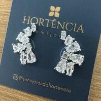 BRINCO EARCUFF DE ZIRCONIAS 