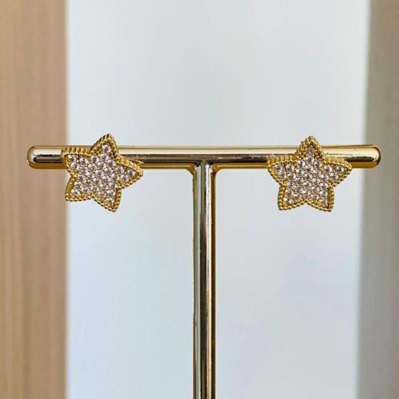 BRINCO ESTRELA CRAVEJADA