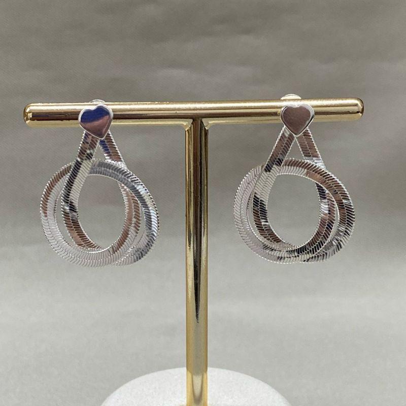 BRINCO FITA NÓ E CORAÇÃO