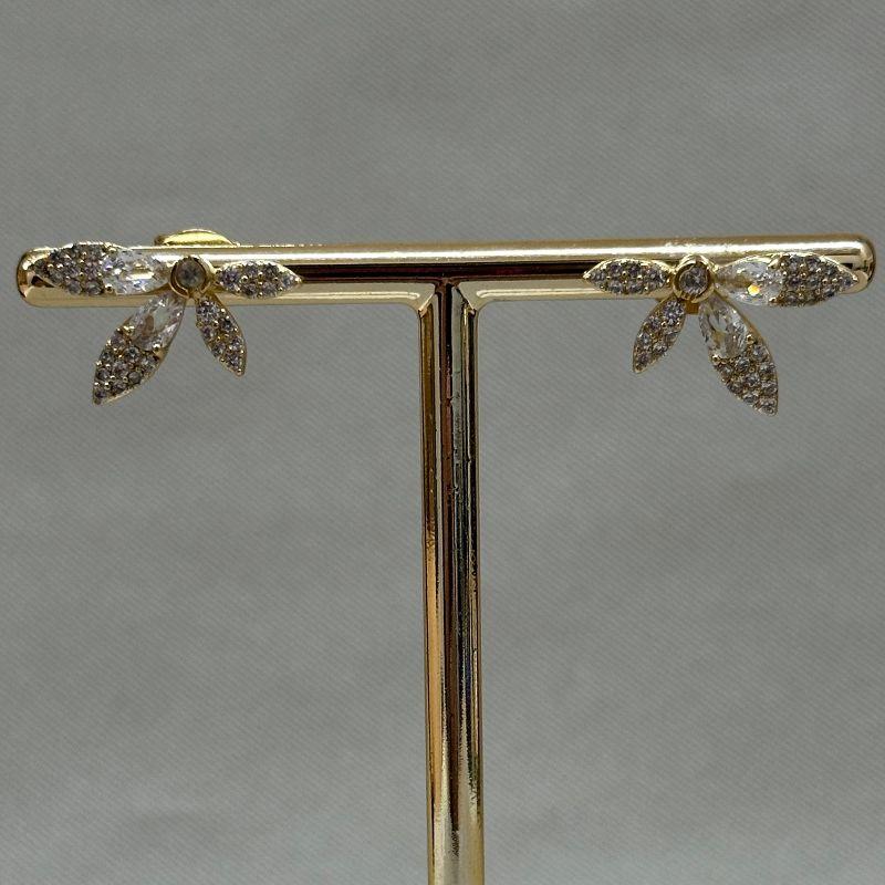 BRINCO FLOR CRAVEJADA