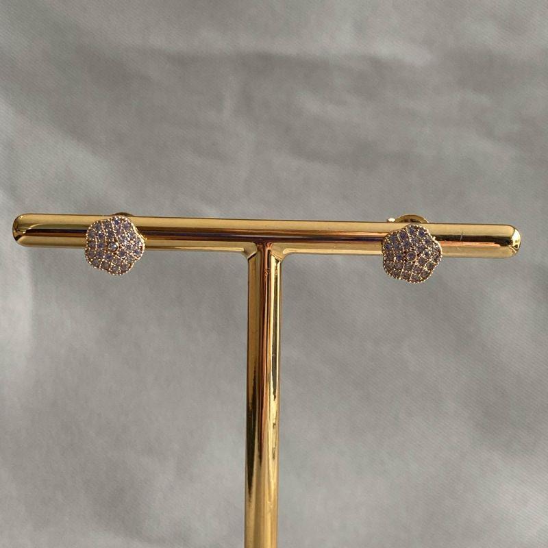 BRINCO FLOR CRAVEJADA