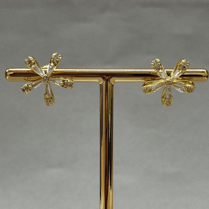 BRINCO FLOR ZIRCONIAS