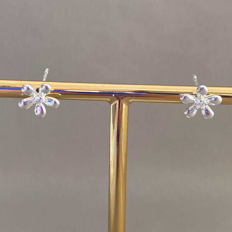 BRINCO FLORZINHA COM ZIRCONIA INFANTIL