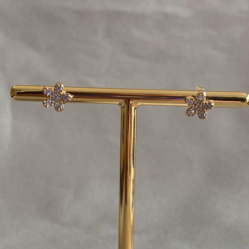 BRINCO FLORZINHA CRAVEJADA