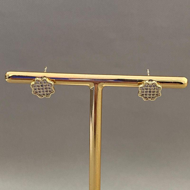 BRINCO FLORZINHA CRAVEJADA