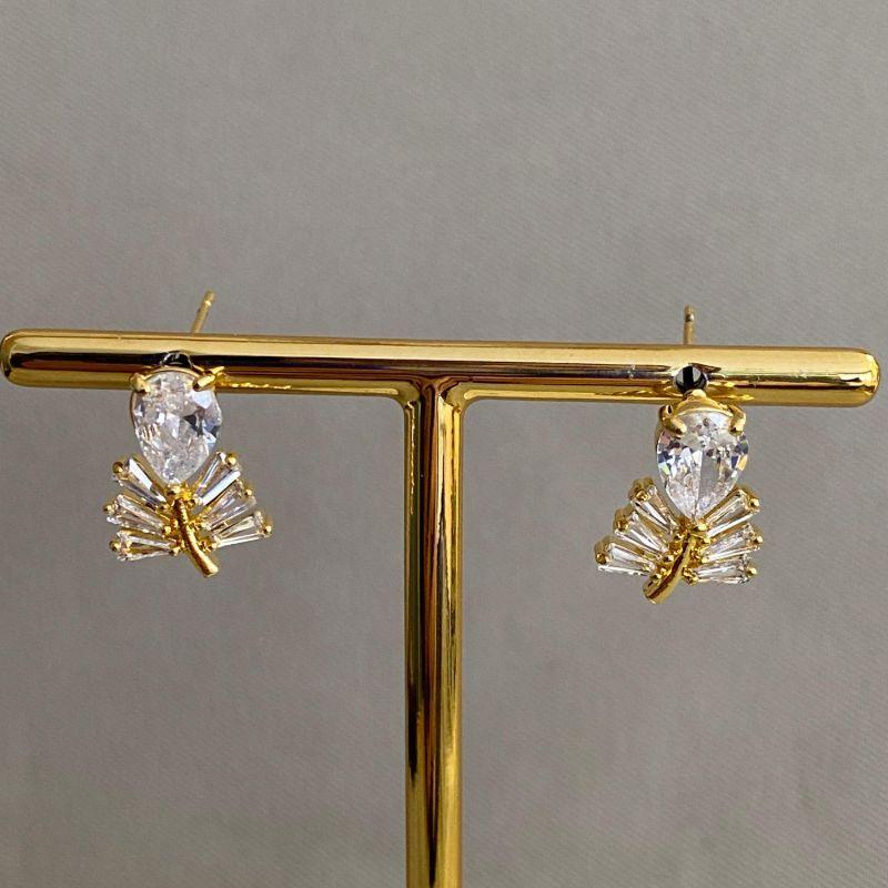 BRINCO FOLHA COM ZIRCONIA GOTA