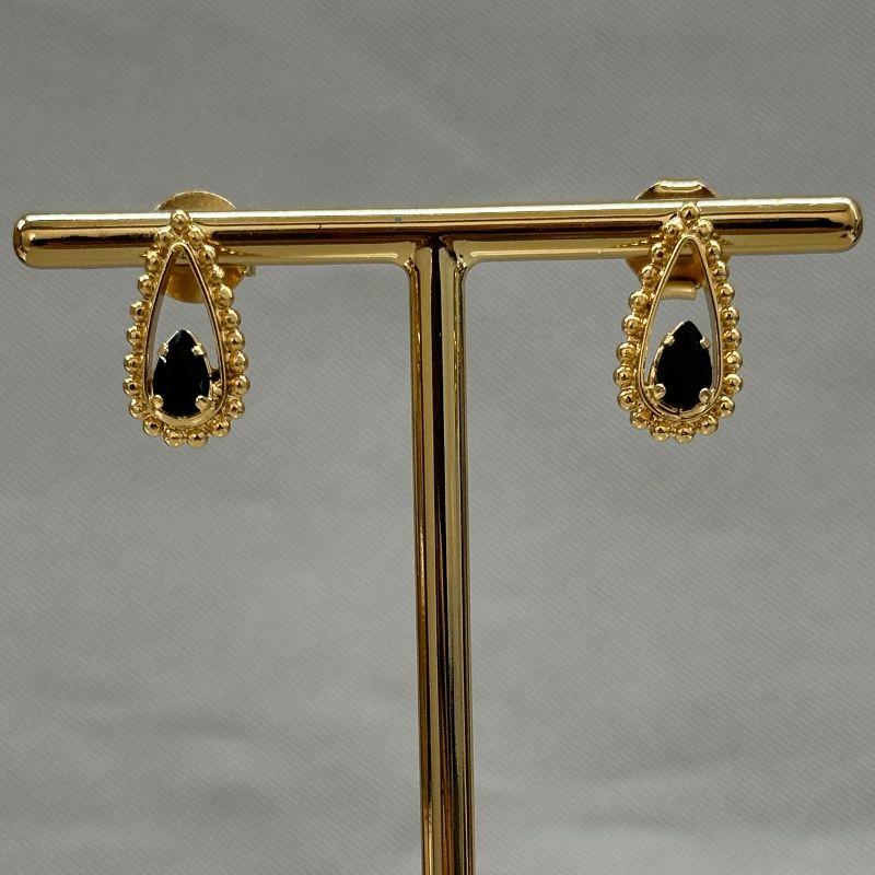 BRINCO GOTA COM PEDRA PRETA