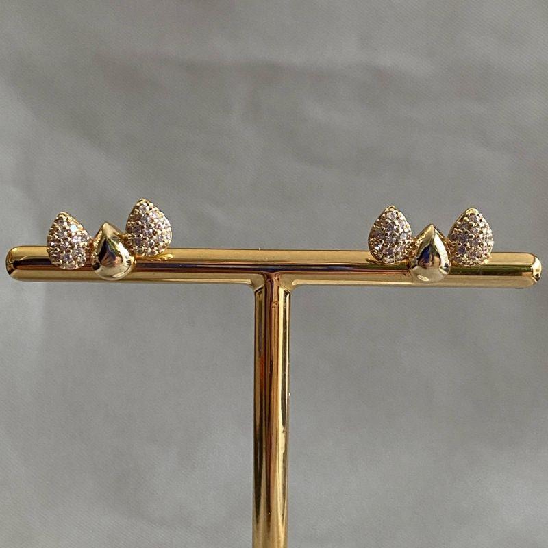 BRINCO GOTINHAS LISA E CRAVEJADA