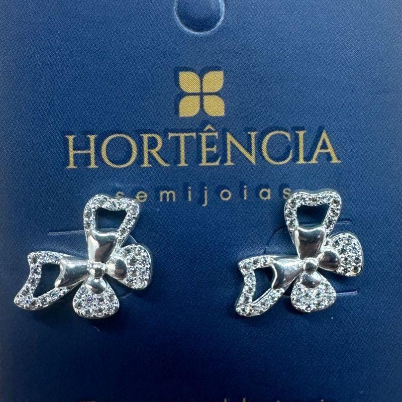 BRINCO LAÇINHO CRAVEJADO