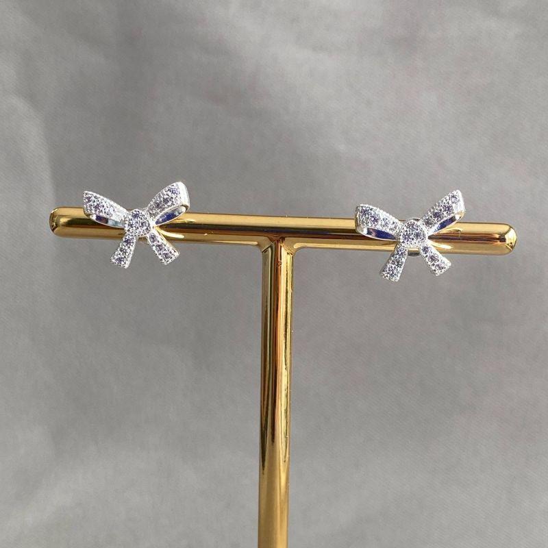 BRINCO LAÇO CRAVEJADO