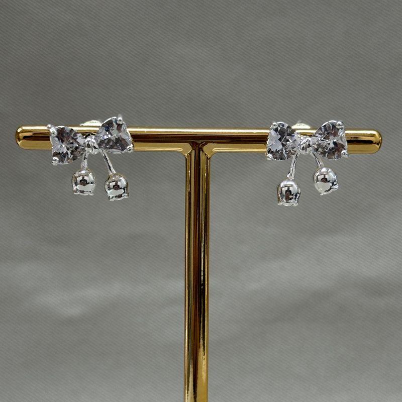 BRINCO LAÇO ZIRCONIA