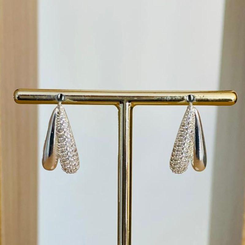 BRINCO LISO CRAVEJADO