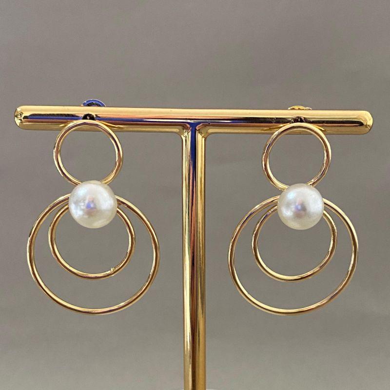 BRINCO REDONDO COM PEROLA