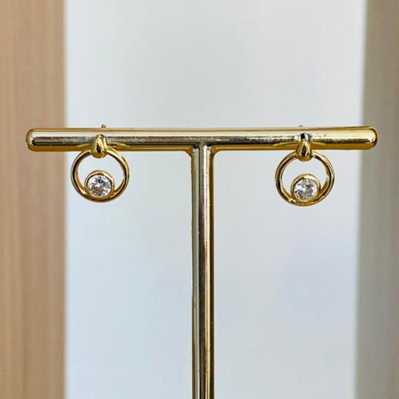 BRINCO REDONDO COM ZIRCONIA