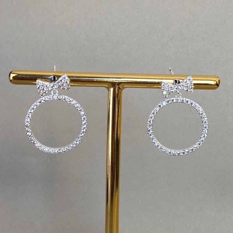 BRINCO REDONDO CRAVEJADO