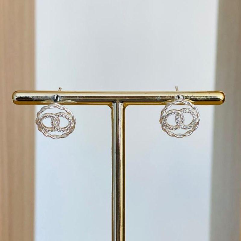 BRINCO REDONDO CRAVEJADO