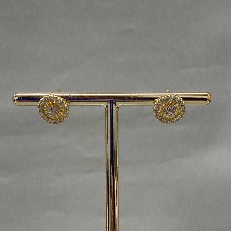 BRINCO REDONDO CRAVEJADO COM CORAÇÃO CRAVEJADO