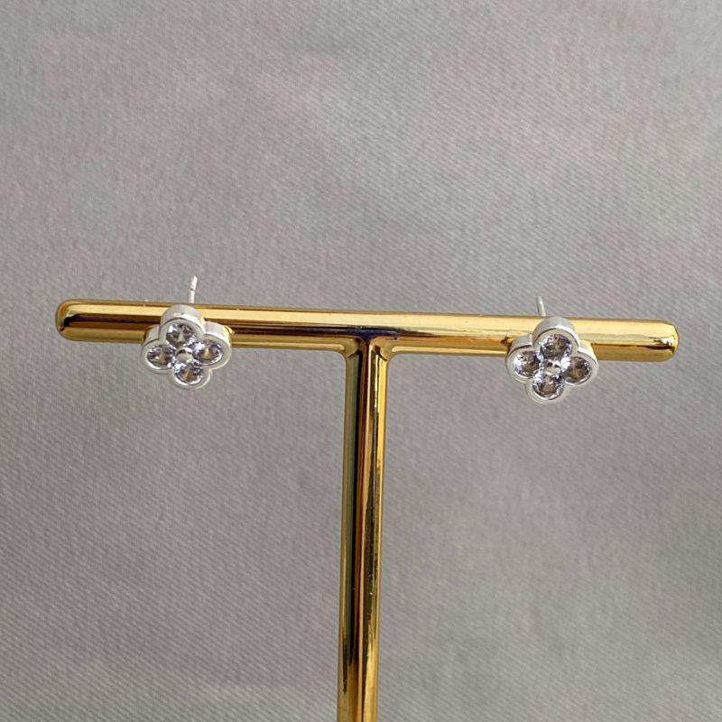 BRINCO TREVO COM ZIRCONIA