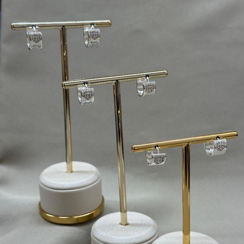 BRINCO TRIO ARGOLINHA CRAVEJADA COM CORACÕES