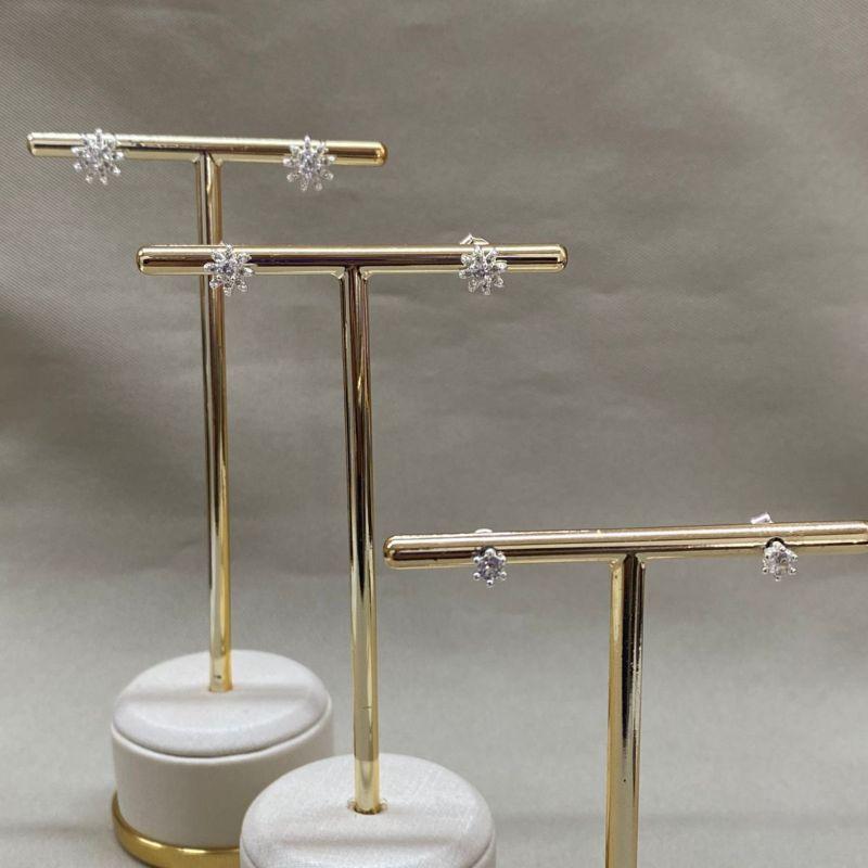 BRINCO TRIO FLOR CRAVEJADA