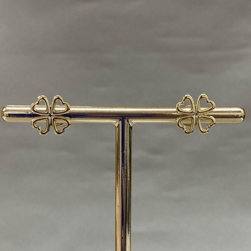 BRINCOS 10MM TREVO QUATRO FOLHAS 4 CORAÇÕES