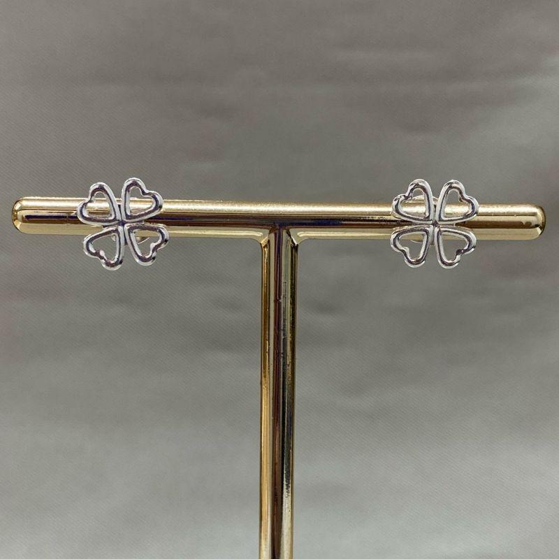 BRINCOS 10MM TREVO QUATRO FOLHAS 4 CORAÇÕES