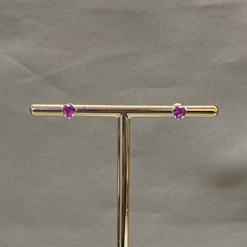 BRINCOS GALERIA NACIONAL EM FORMATO DE CORAÇÃO 5MM E ZIRCONIA CEREJA