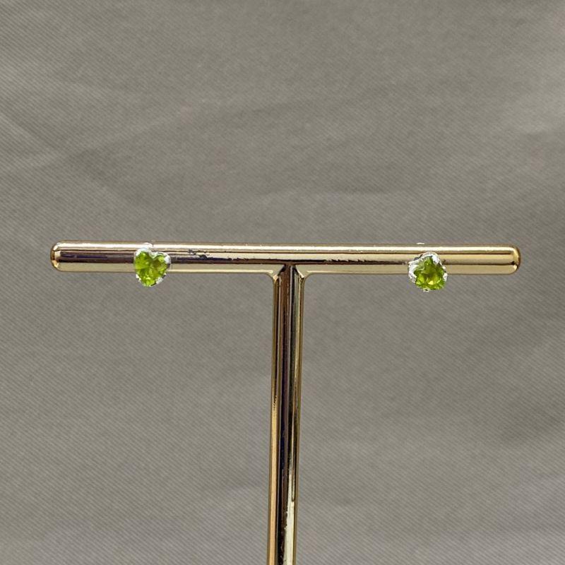 BRINCOS GALERIA NACIONAL EM FORMATO DE CORAÇÃO 5MM E ZIRCONIA VERDE OLIVA