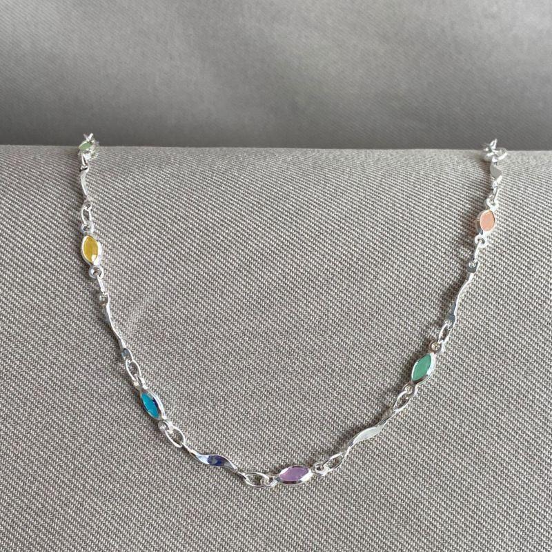 CHOCKER COM PEDRINHAS ACHATADAS