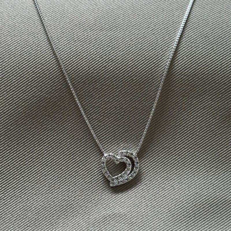 COLA CORAÇÃO CRAVEJADO