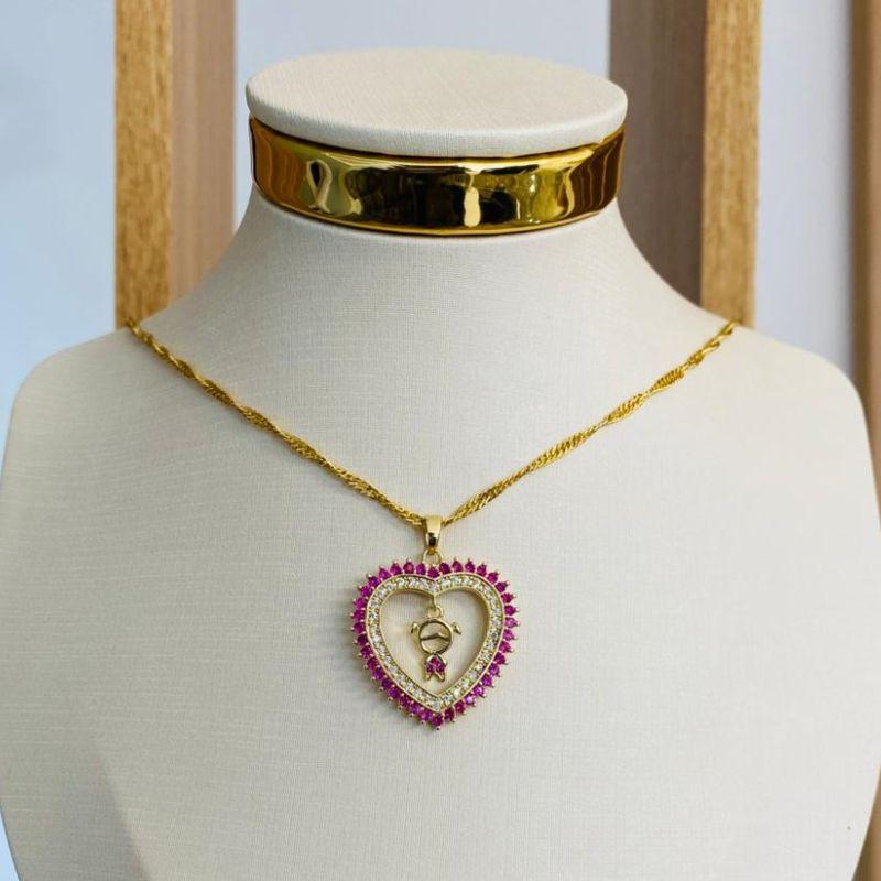 COLAR CORAÇÃO CRAVEJADO COM MENININHA