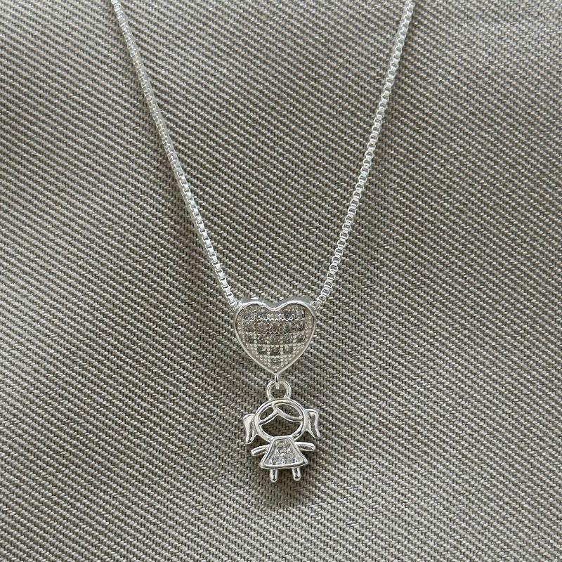 COLAR CORAÇÃO CRAVEJADO MENINA