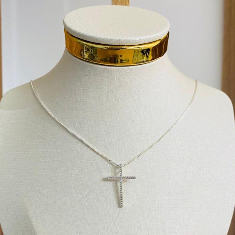 COLAR CRUZ CRAVEJADA