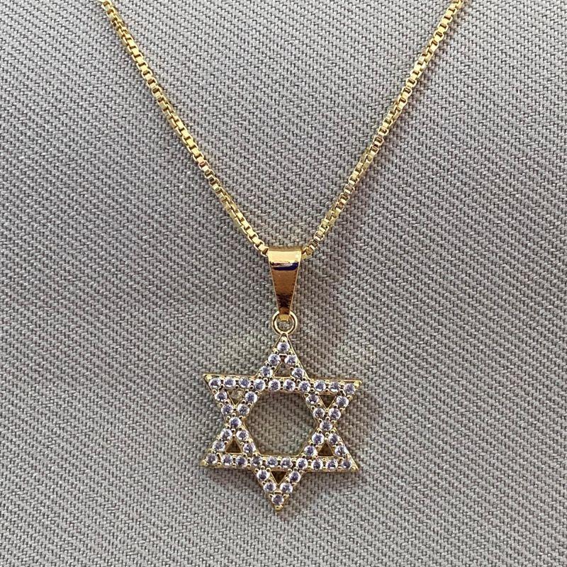 COLAR ESTRELA DE DAVI CRAVEJADA