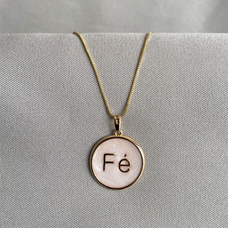 COLAR FÉ MADRE PEROLA