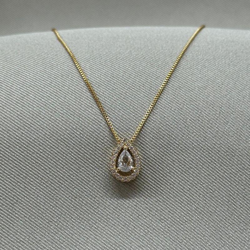 COLAR GOTA CRAVEJADO