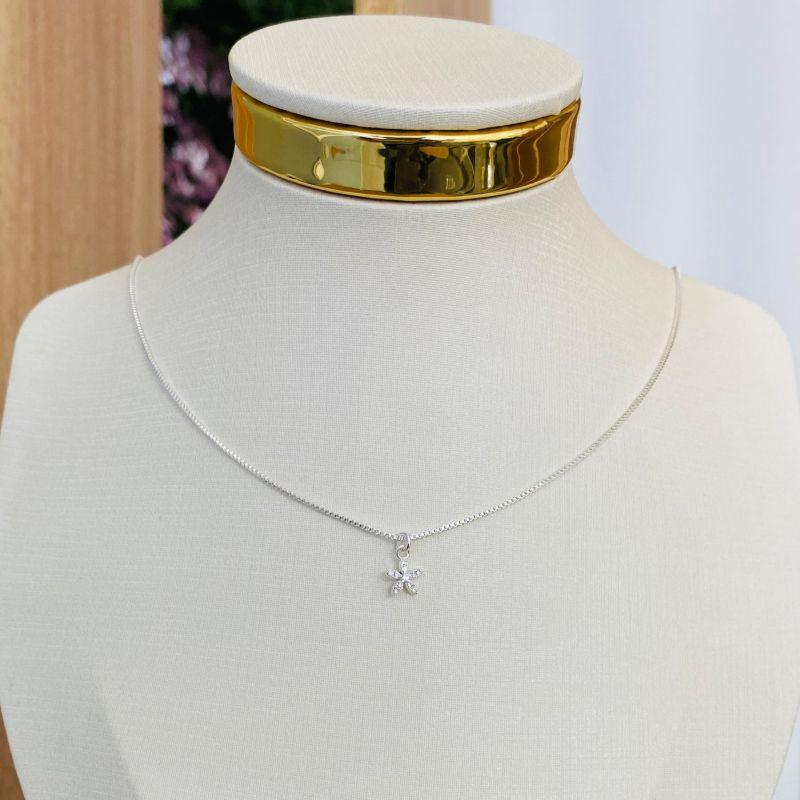 COLAR INFANTIL ESTRELA