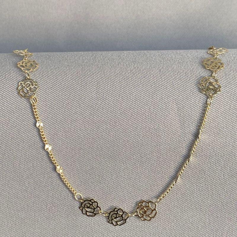 COLAR LONGO FLOR VAZADA